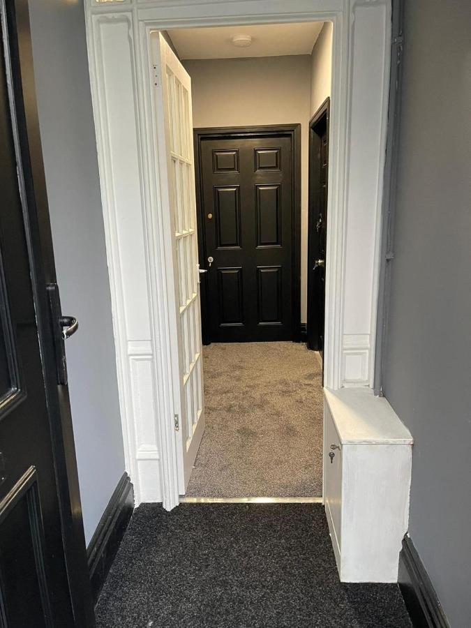 Lovely 2-Bed Apartment In Blackpool Secret House Экстерьер фото